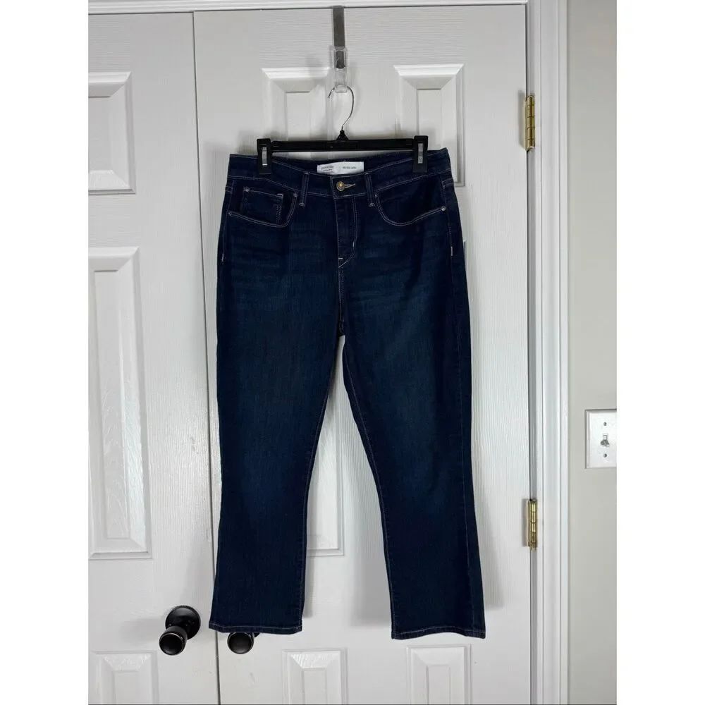 Levi’s Womens Mid Rise Capris Size 10 W30